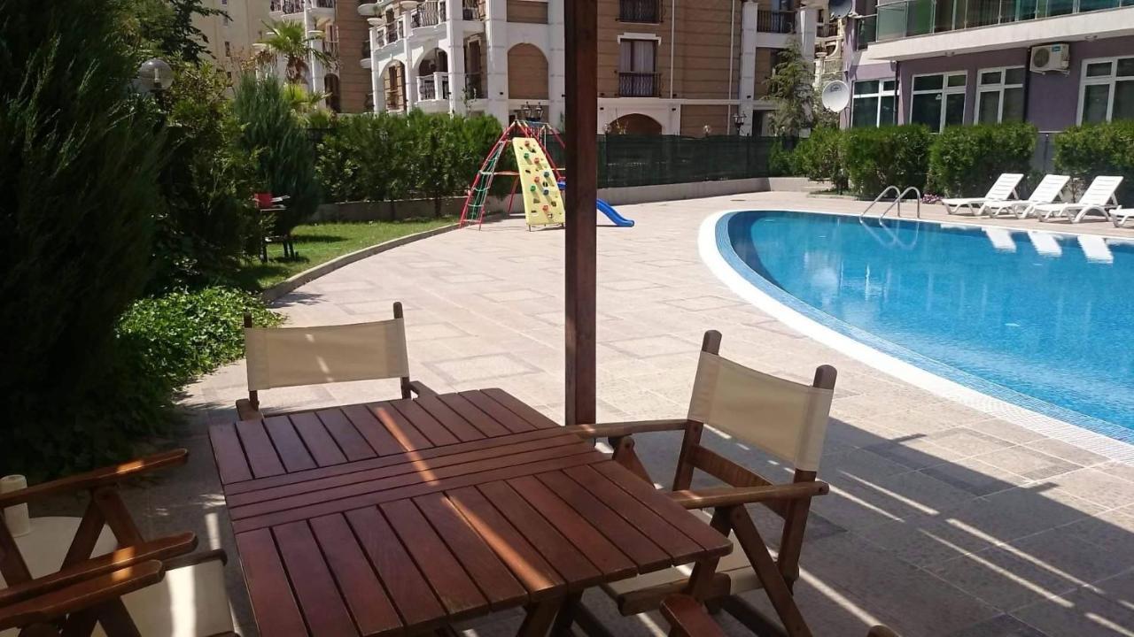 Family Apartments In Solmarin Sunny Beach Exterior foto