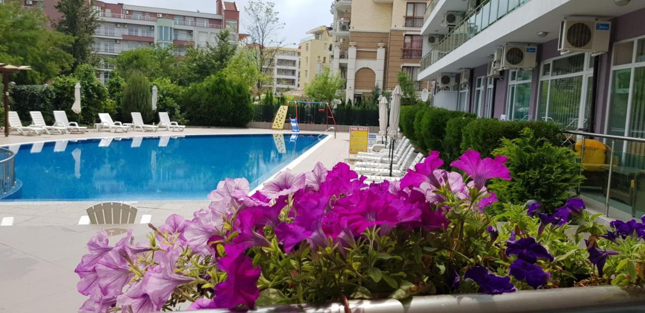Family Apartments In Solmarin Sunny Beach Exterior foto